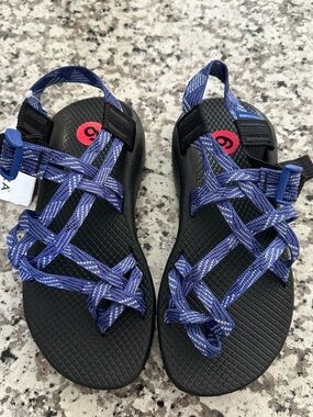 Chaco Zvolv X2 blue sandals new